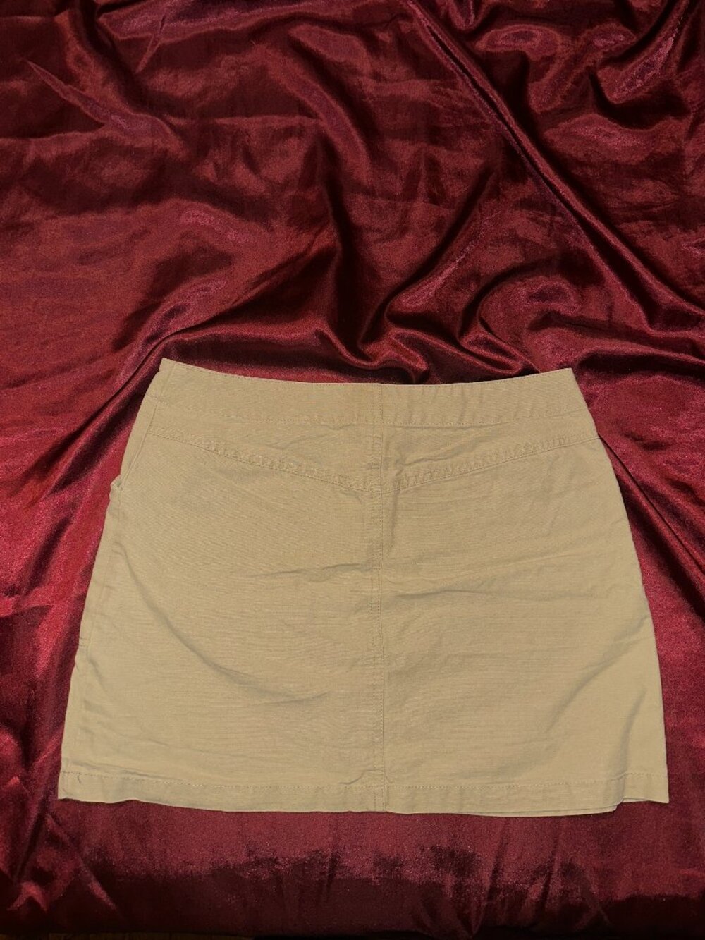 H&M Cream Mini Skirt with Front Pocket Detail - Picture 4 of 4